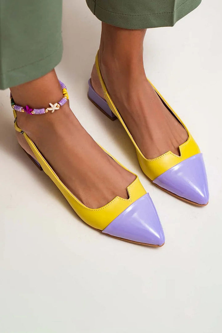 CATERINA | Elegant ballerinas with contrasting toe area and two-tone details for a sophisticated look