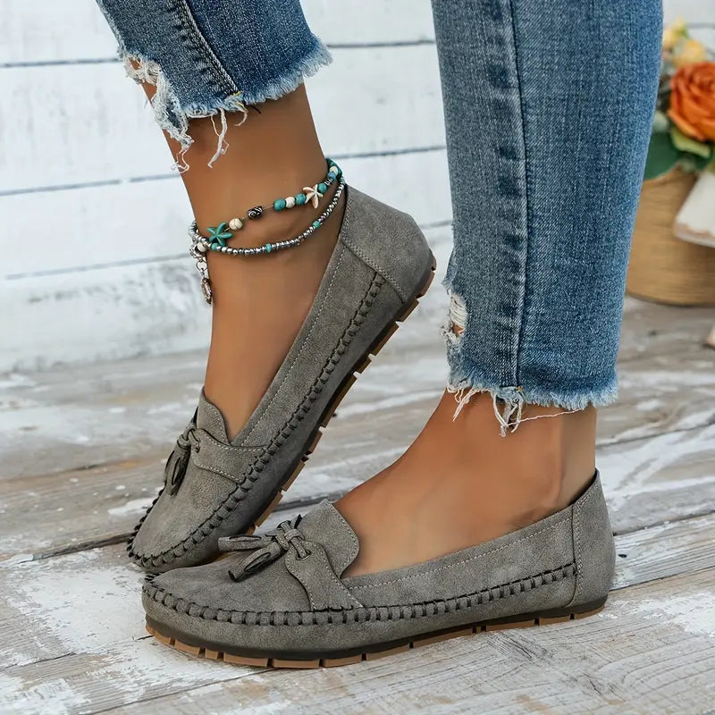 Madilyn™ | Relaxed Tassel Moccasins