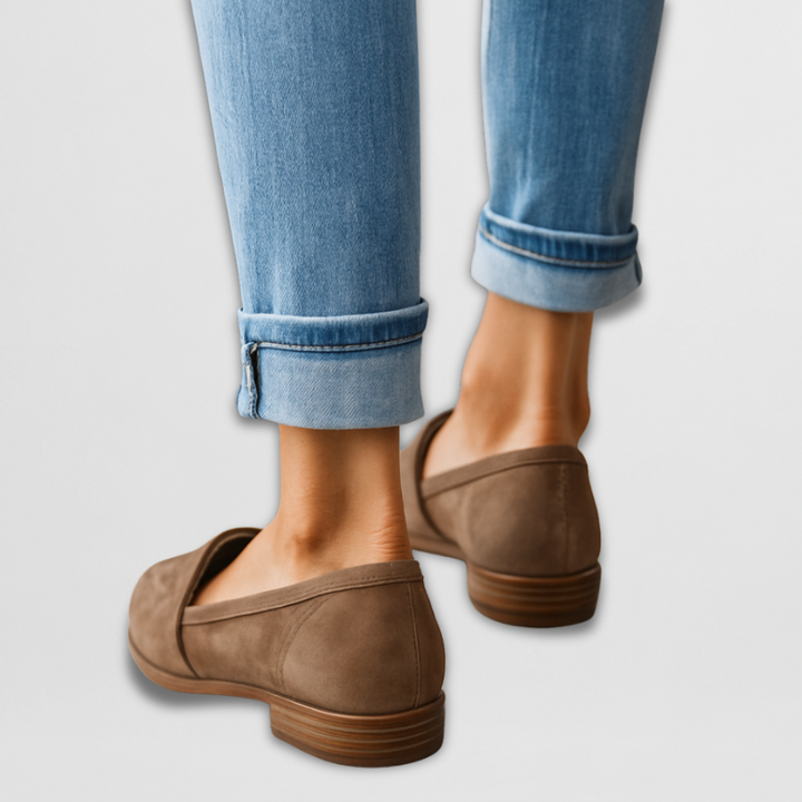 Nadia - Suede Slippers