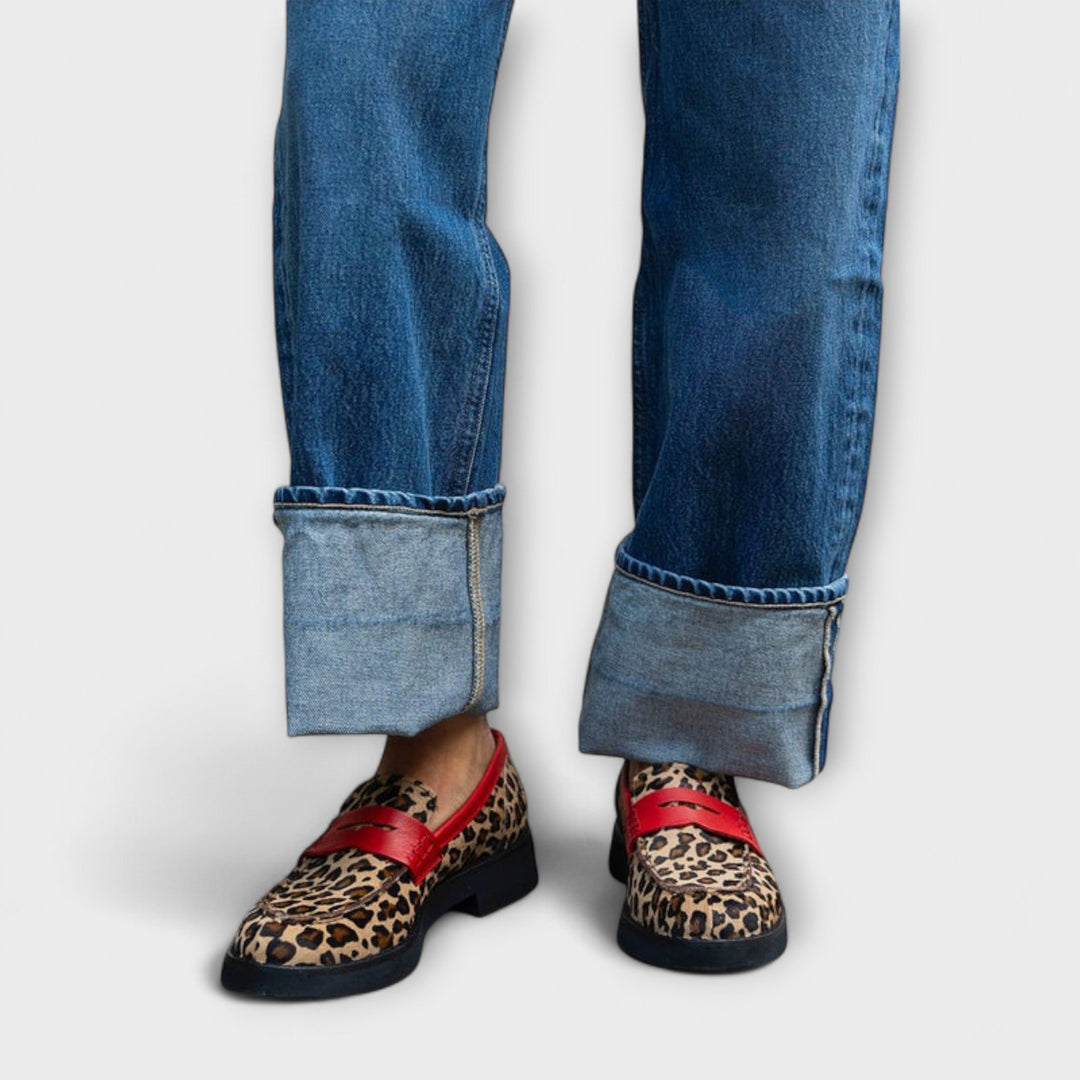 Liora – Round Toe with Leopard Print Design