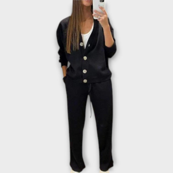 Set of vest and trousers
