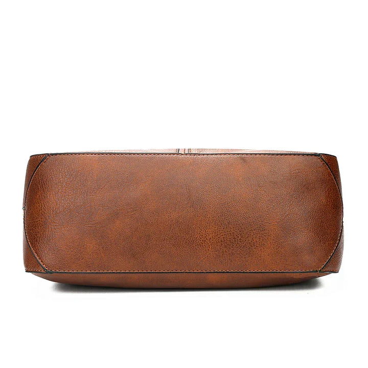 Bonnie | Chic and roomy everyday bag in timeless black