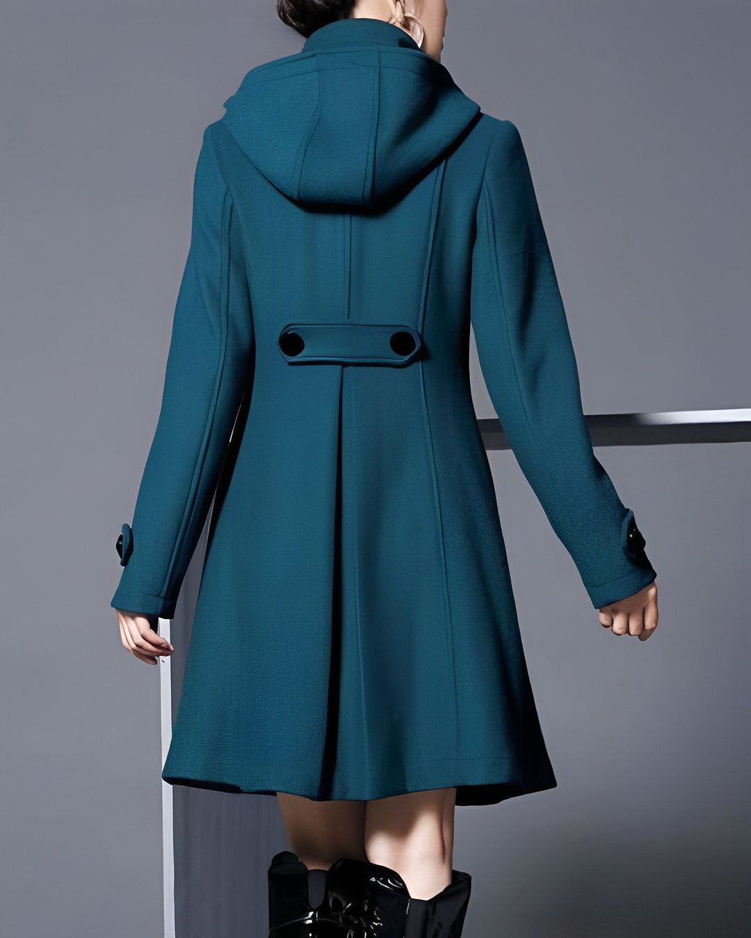 Solvara™ - Stylish Jacket with Pockets and Hood