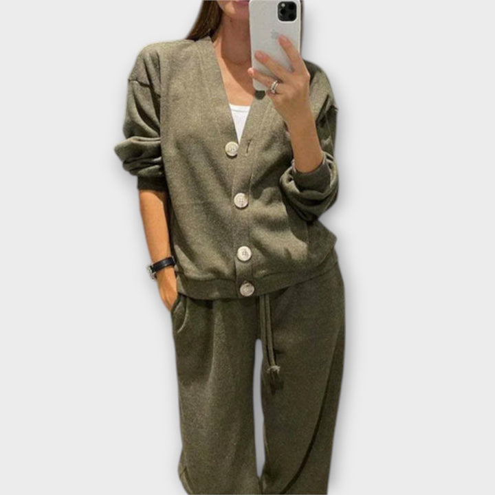 Set of vest and trousers