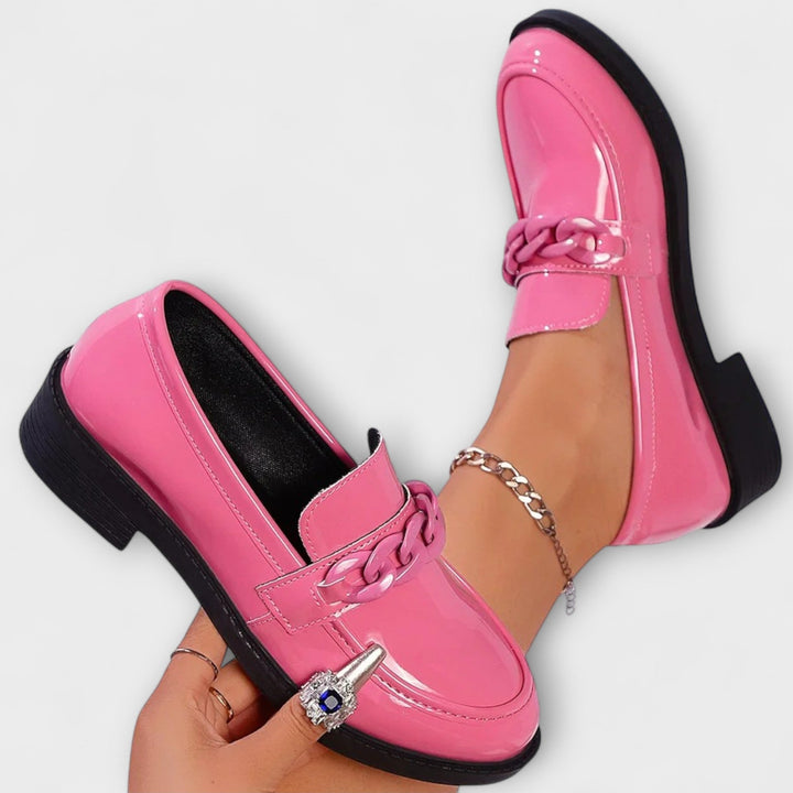 Lumi – Round Teen Shape, Casual Slipper