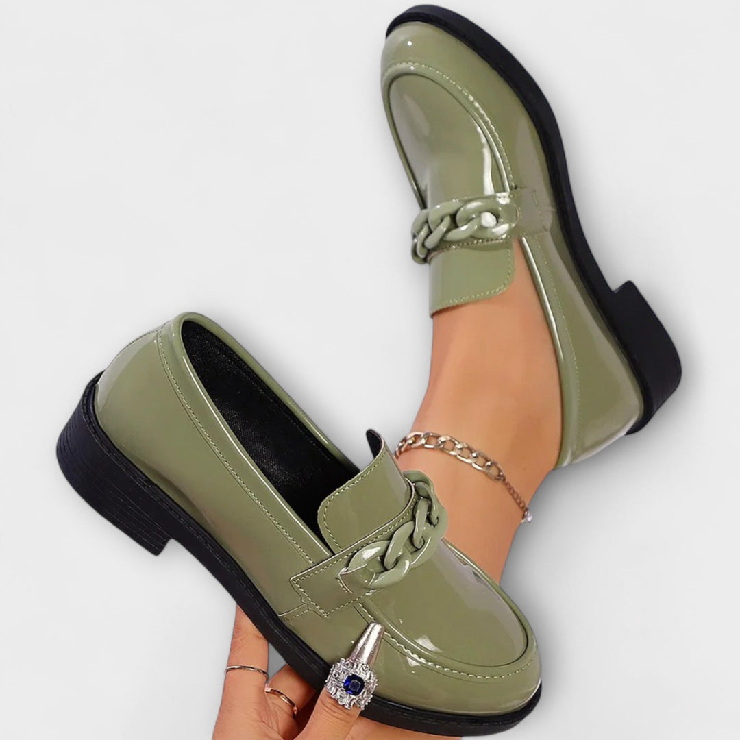 Lumi – Round Teen Shape, Casual Slipper