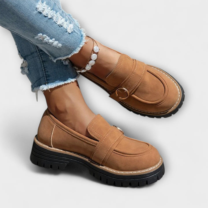 Lora – Lightweight Slipper with Round Toe