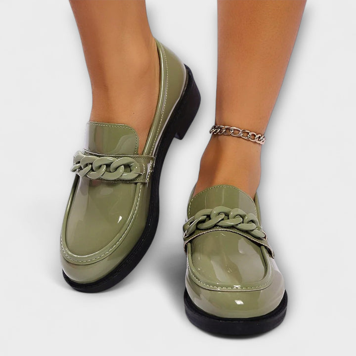 Lumi – Round Teen Shape, Casual Slipper