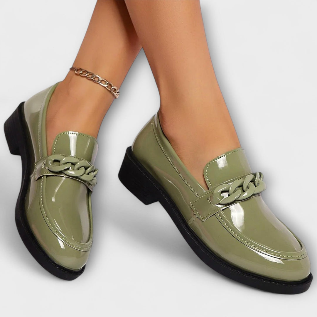 Lumi – Round Teen Shape, Casual Slipper