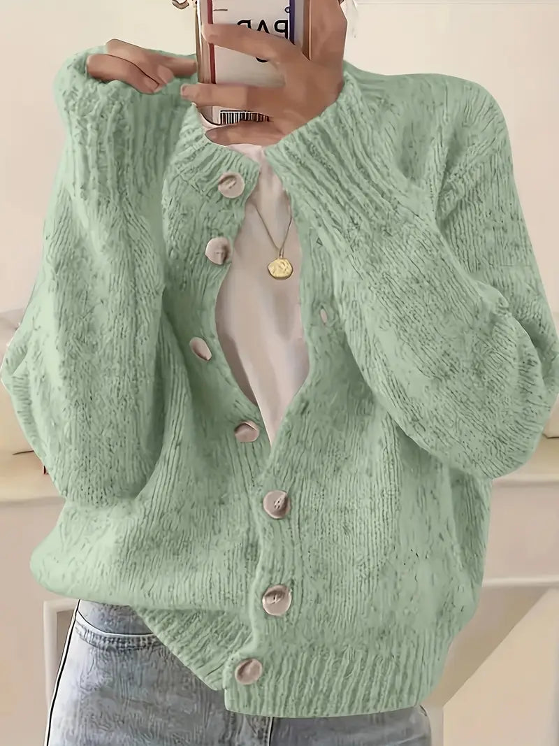 Livia – Elegant Cardigan